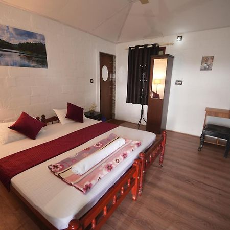 Regina Silva Camping & Nature Resort Paithalmala Eksteriør billede
